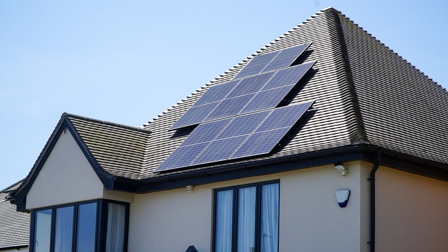 Beneficios de instalar placas solares en tu hogar